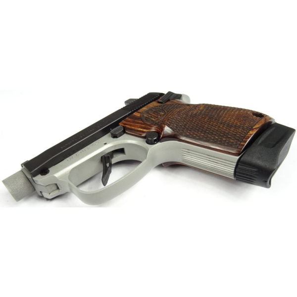 Pistolet Beretta 30X Tomcat Duo Tone kal. 7,65Br.